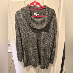 Beautiful warm calvin Klein sweater.